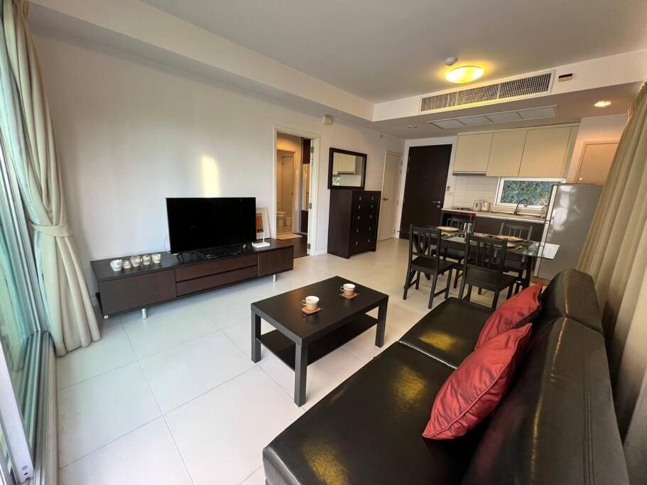 Apartment E202 Baan Sanpluem By Pat Hua Hin